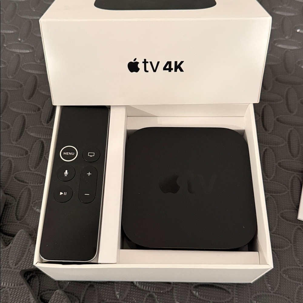 Apple TV 4K with Remote - Black and White - Picture 2 of 6